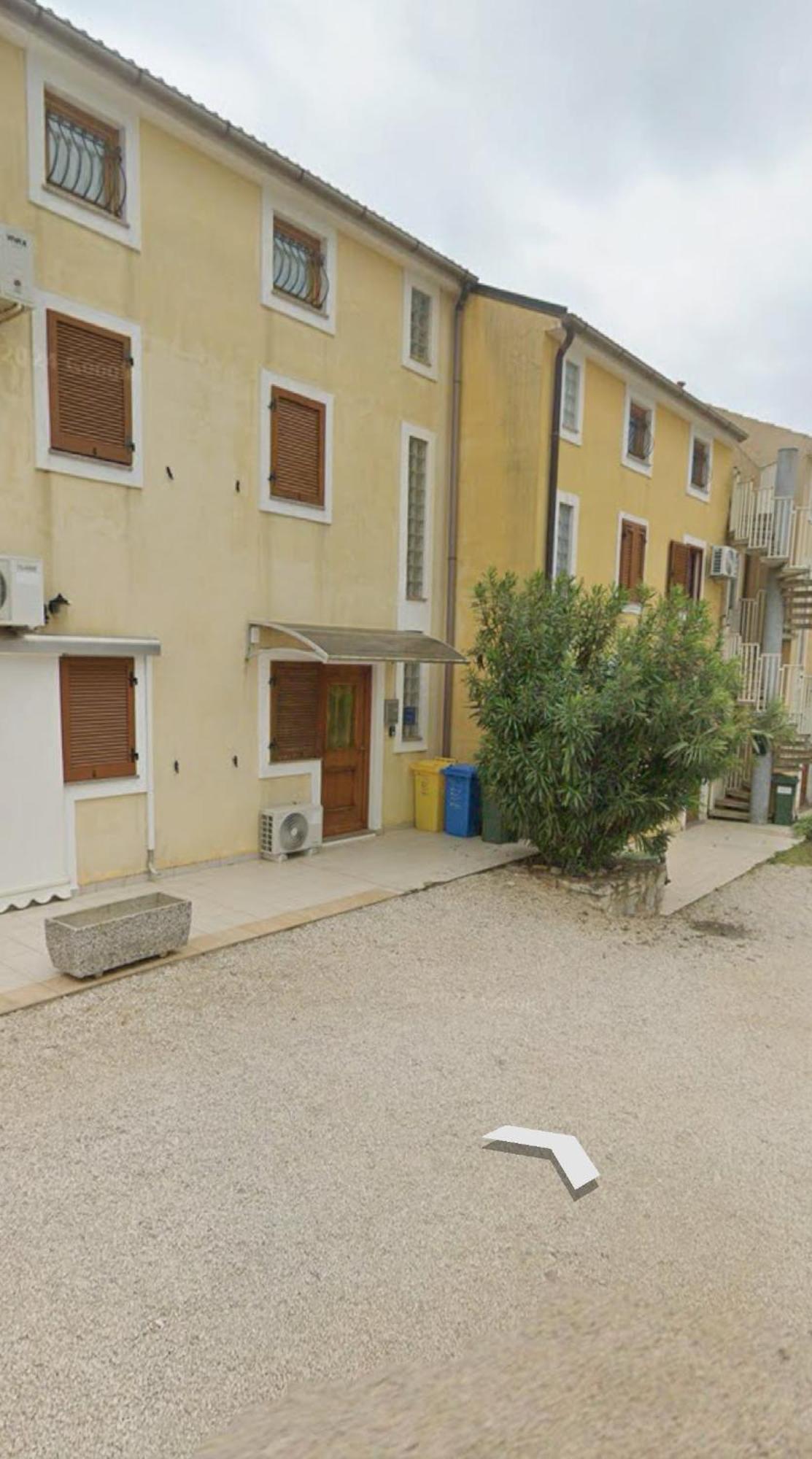 Fortuna Apartment Tar-Vabriga Eksteriør billede